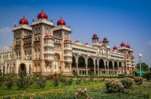 Top Recommended Travel Destinations in India & Essential Travel Tips