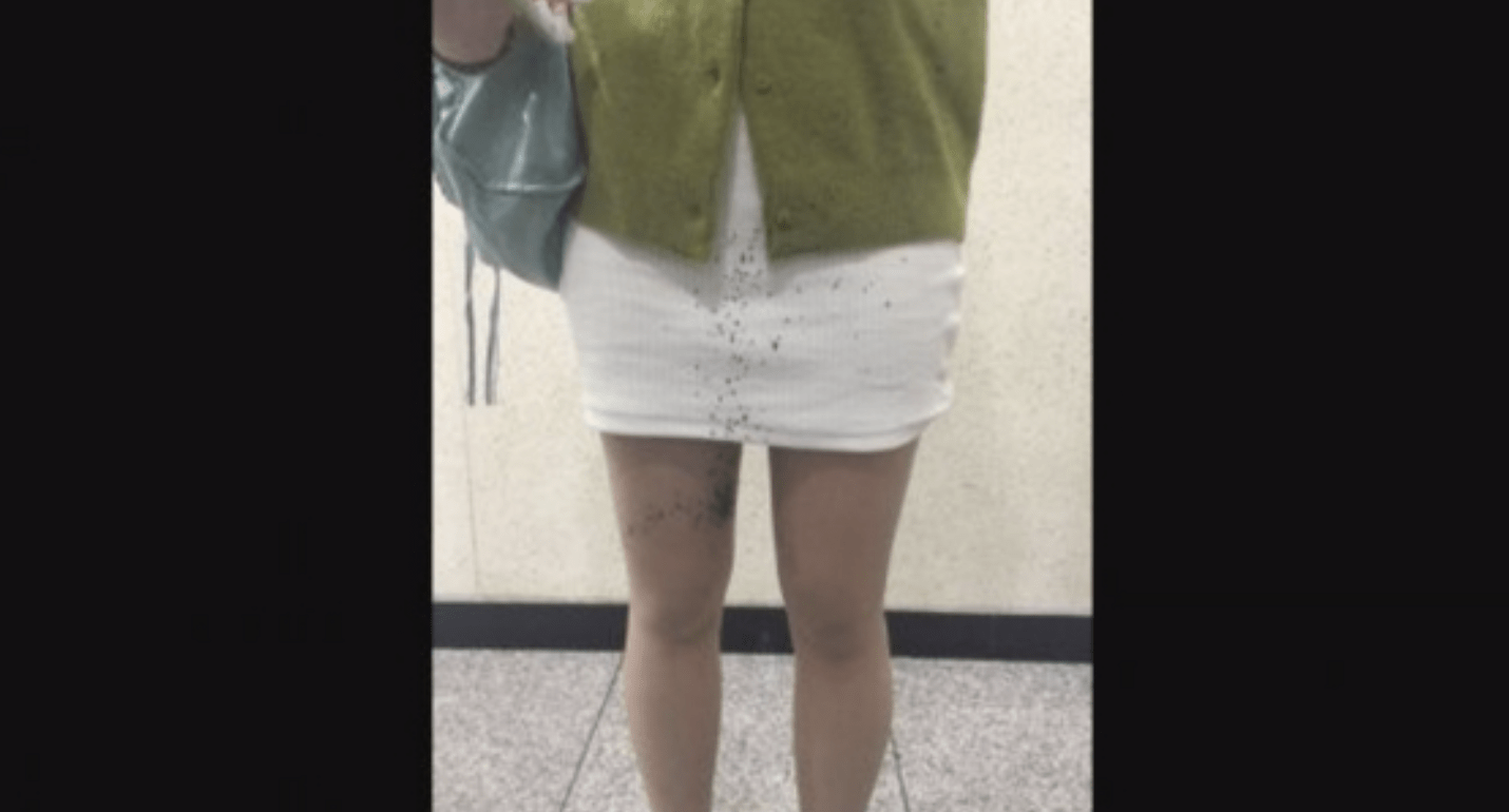 강남역 스타킹 먹물 테러 사건